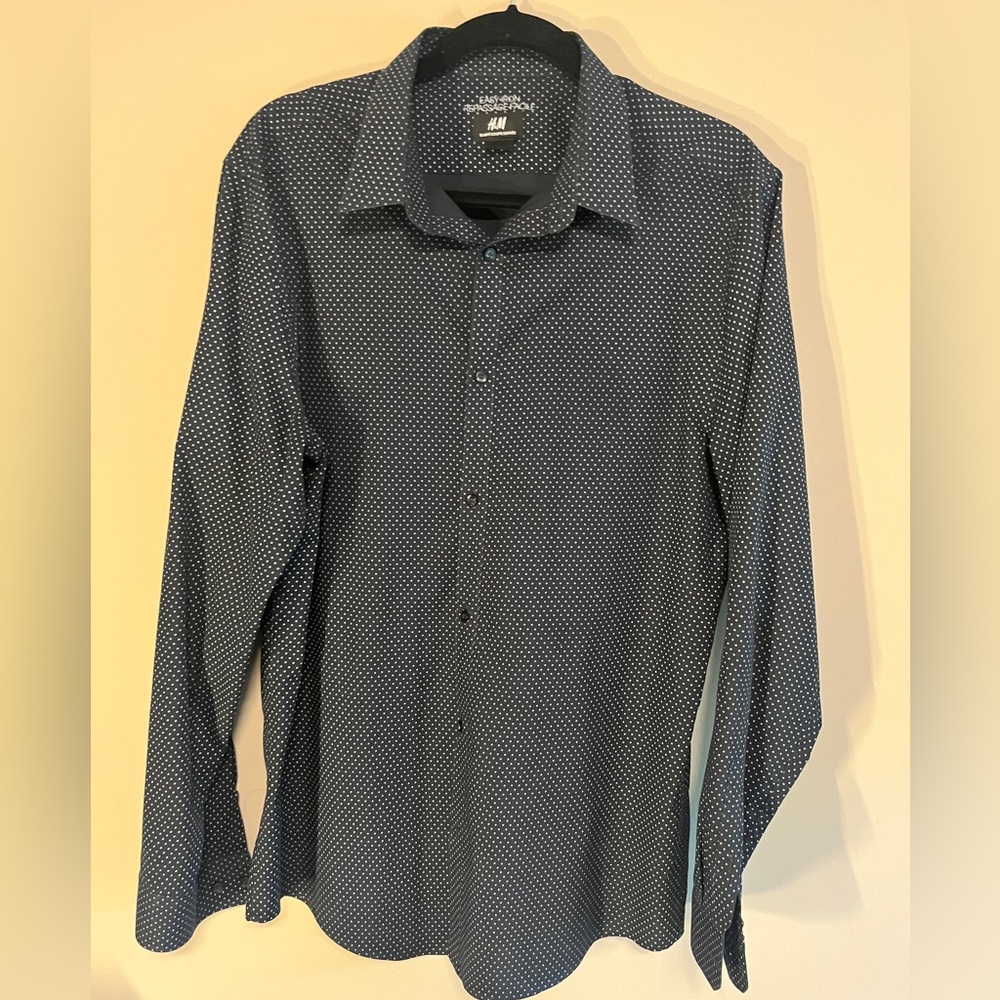 H&M Men's Black and White Patterned Shirt- Sz XL